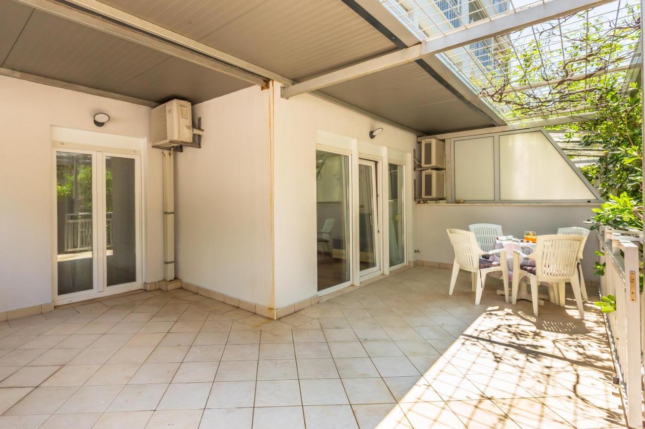 Apartments Sunset Makarska Exterior foto